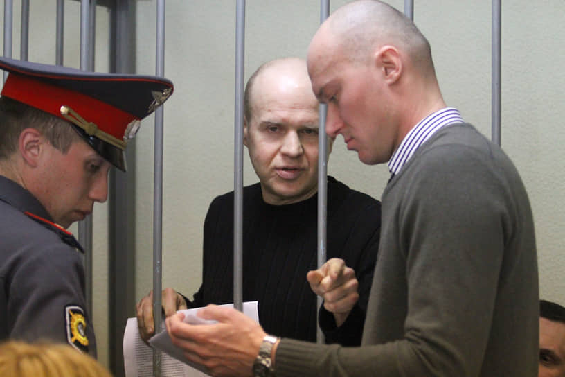 Павел Федулев (в центре). 