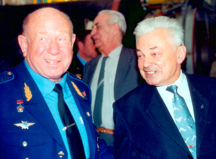Михаил Соколовский и летчик-космонавт Алексей Леонов