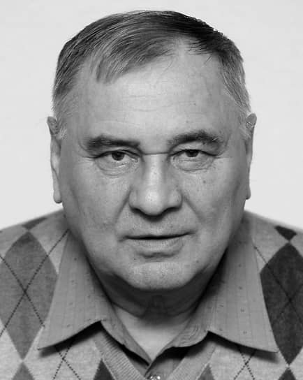 В конце осени на 78-м году жизни скончался один из ведущих фотокорреспондентов и фотохудожников Пермского края Владимир Бикмаев, лауреат многочисленных всероссийских, всесоюзных и международных конкурсов фотографов. Его работы сегодня находятся в коллекциях музеев многих европейских стран, личных коллекциях