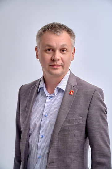 В мае 2025 года Лысьвенская дума приняла отставку главы округа Никиты Федосеева. И. о. руководителя территории назначен заместитель руководителя муниципалитета по экономике Александр Пермяков. В сентябре Никита Федосеев возглавил управление эксплуатации тепловых сетей Пермского филиала ПАО «Т Плюс»