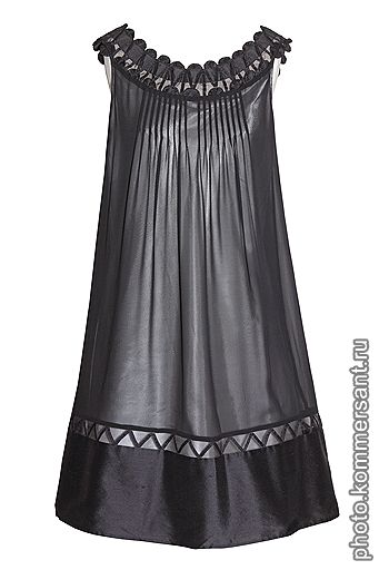 16 Платье из шелка Studio MaxMara, 8750 руб.