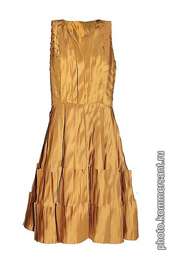 04 Платье из шелка Oscar de la Renta «Модные люди», 44 750 руб.