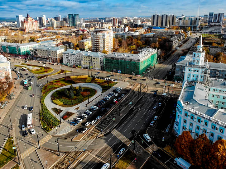 Обновление Комсомольской площади 