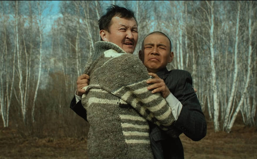 Хотя одна из главных ролей в фильме и отдана природе, она не затмевает других героев 