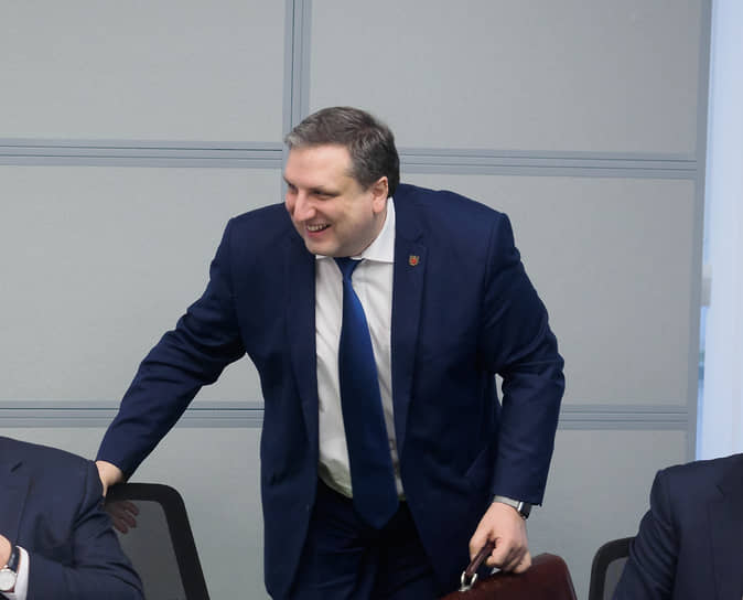 Максим Мейксин, по словам источника, близкого к администрации президента, в свое время попал на свой пост «случайно» и так и не стал своим человеком для губернатора