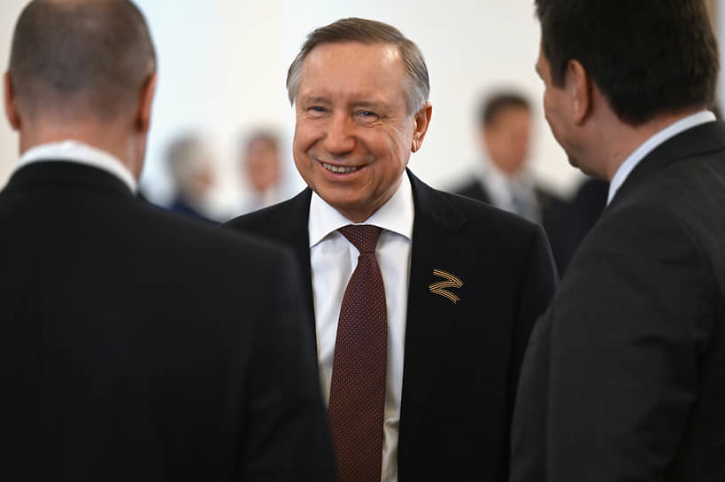 Законодательная инициатива губернатора Петербурга Александра Беглова о помощи пострадавшим в спецоперации на Украине вызвала вопросы парламентариев, но была принята подавляющим большинством