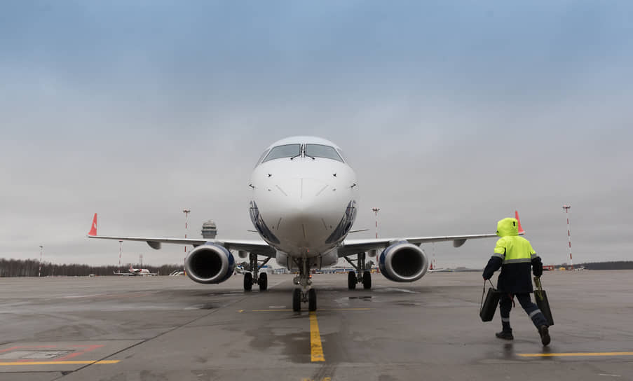 Помимо Fly Arna, полеты в Армению также выполняют FlyOne Armenia, Utair и «Россия» 