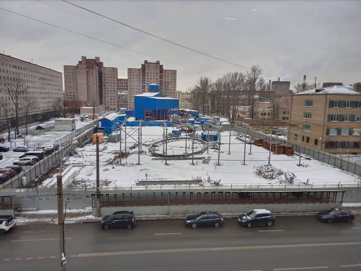 Участок от «Путиловской» (на фото вид на ее стройплощадку) до «Каретной» протяженностью 7 км планируется завершить в 2029 году 