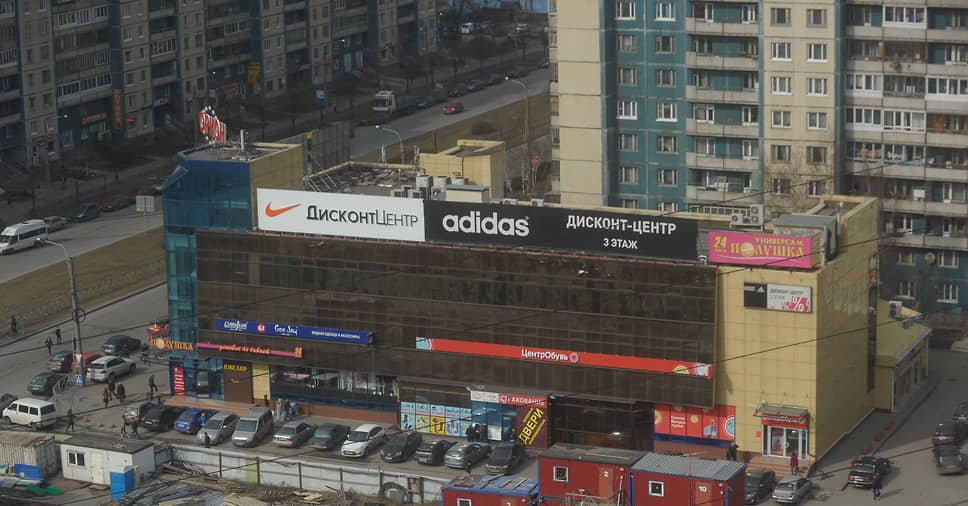 Первый магазин сети Lamoda Sport откроется на месте магазина Adidas в ТК «Орион» на проспекте Испытателей, 35