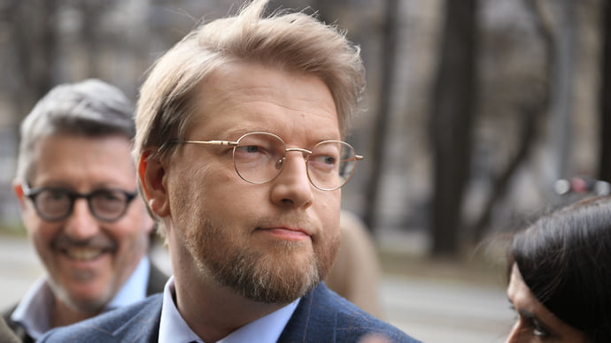 На лидера «Яблока» Николая Рыбакова составили протокол за фото Навального