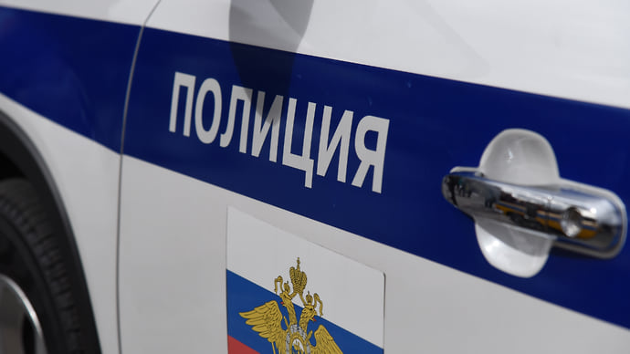 Пожилой дебошир с ножом и в балаклаве крушил полки магазина в Зеленогорске