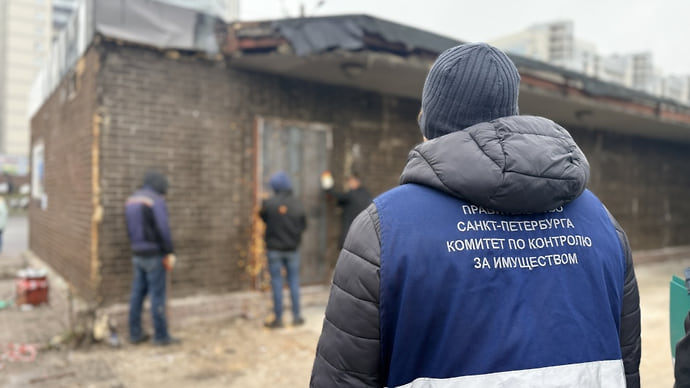 Более 5000 кв. м незаконно занимаемых помещений освободили в Петербурге за ноябрь