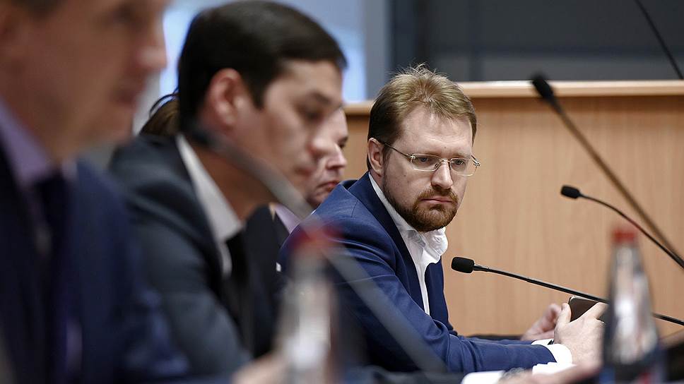 Денис Качкин, управляющий партнер, адвокатское бюро «Качкин и партнеры» (справа) 