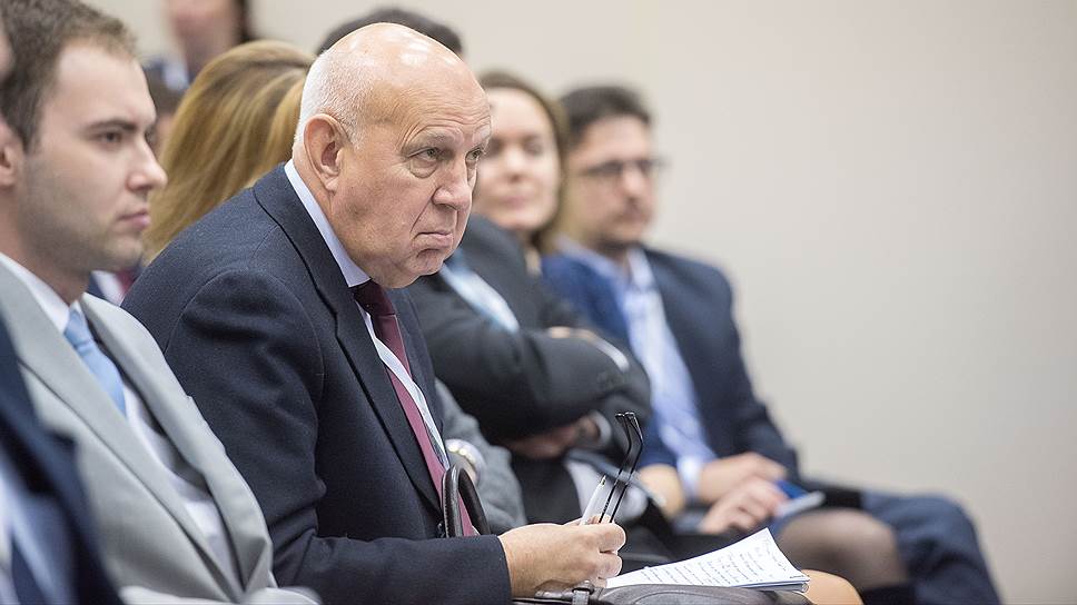 Участники панельной дискуссии «Особые экономические зоны России. Новый этап в развитии проекта и регионов» 