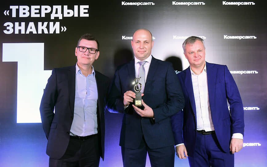 Главный редактор газеты «Коммерсантъ» в Санкт-Петербурге Андрей Ершов, официальный представитель проекта «Кронштадт. Остров фортов», генеральный директор ИД «Коммерсантъ» в Санкт-Петербурге Максим Ефимов