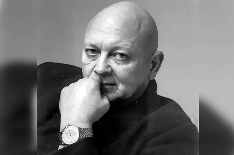 Руководитель Центра органного и тканевого донорства НИИ скорой помощи им. Джанелидзе доктор медицинских наук, профессор Олег Резник. Он возглавлял центр с 2000 года. Под его руководством в НИИ скорой помощи была начата программа трансплантации почки от посмертного донора, а затем и родственная трансплантация почки, программа трансплантации печени. За свою карьеру он провел сотни операций, написал более 180 научных статей и четыре монографии. Олег Резник умер 24 марта, за неделю до юбилея: хирургу-трансплантологу должно было исполниться 60 лет