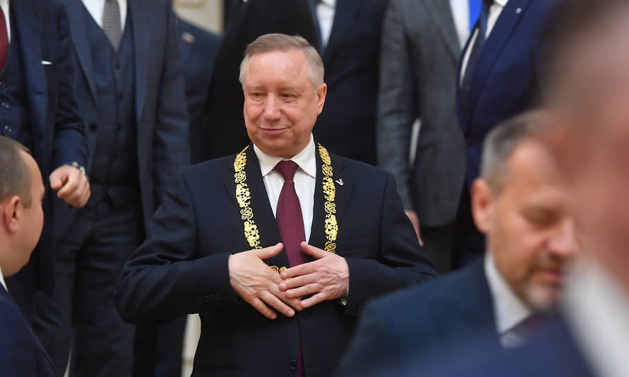 Александр Беглов официально вступил в должность губернатора 18 сентября. Инаугурация прошла в Мариинском дворце. Во время церемонии Александр Беглов произнес текст из устава города и пообещал «уважать и охранять права и свободы человека и гражданина» и «всеми силами способствовать процветанию города и повышению благосостояния его жителей»
