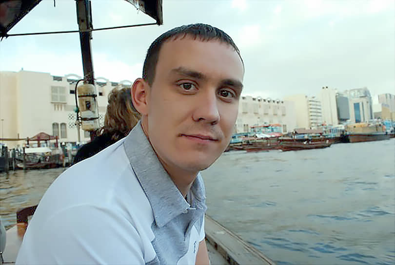 Совладелец компании Seven Suns Алексей Рыжков в 2024 году был помещен в СИЗО по обвинению в махинациях с деньгами дольщиков жилого комплекса «Светлый мир "Сказочный лес"» в Москве