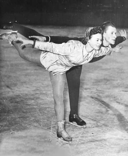 В 1954 году на семинаре по фигурному катанию в Москве Людмила познакомилась с фигуристом Олегом Протопоповым. Он был старше на три года, пришел в спорт тоже поздно — в 15 лет, начинал у Николая Панина-Коломенкина, первого российского олимпийского чемпиона. В момент их встречи Протопопов служил в Ленинграде на Балтийском флоте, а главное — выступал в паре с другой фигуристкой. Союз Белоусовой — Протопопова сложился как-то случайно, но эта случайность изменила не только их жизни, но и советское и мировое парное фигурное катание
