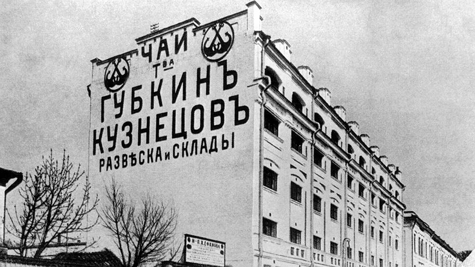 Имя можно заставить работать. Смешная для одного фамилия — необычна и запоминаема для другого