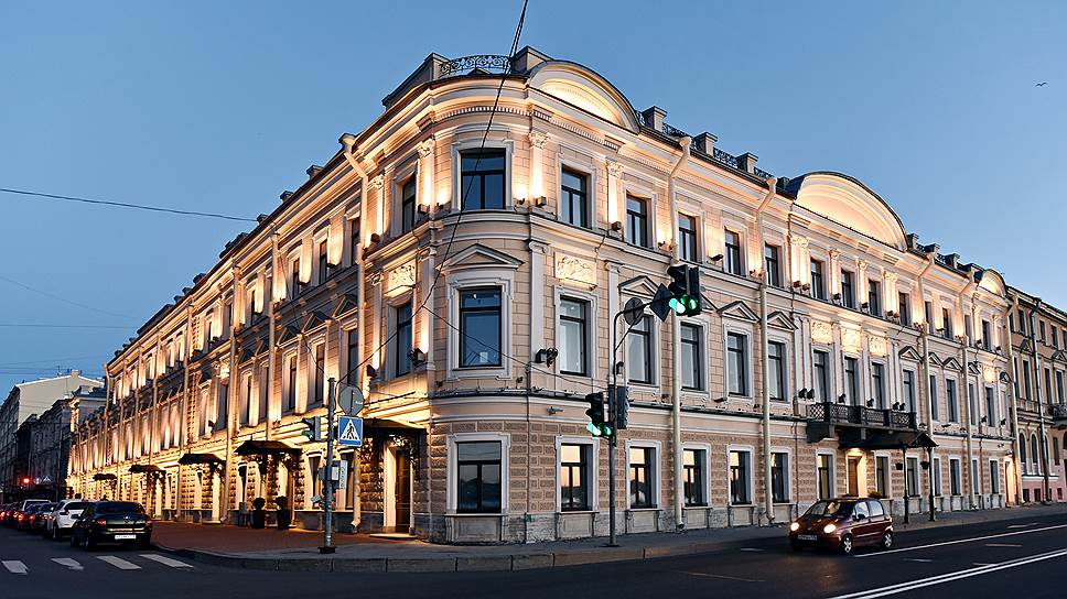 На перекрестке истории