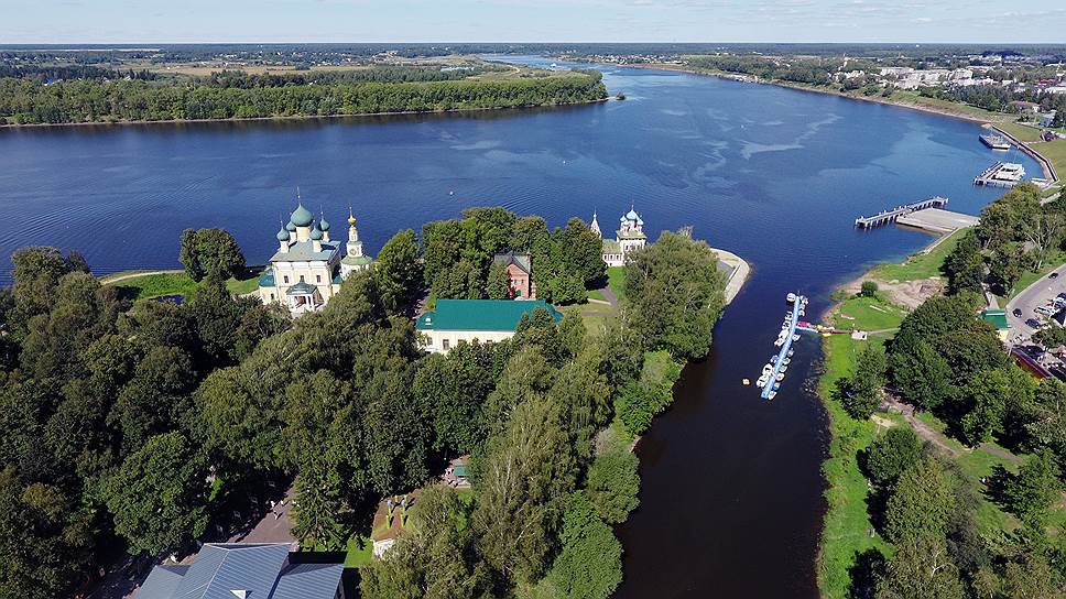 Российские курорты поймали волну