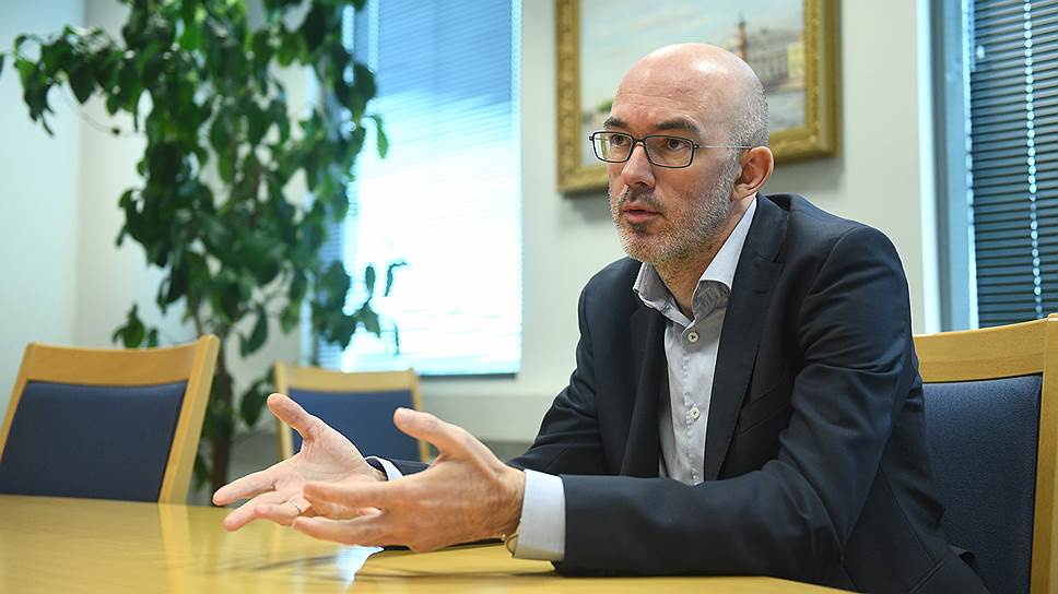 "Мы все больше ориентируемся на развитие услуг"
