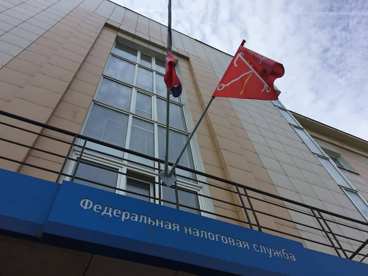 Фискальные органы получили возможность контролировать выручку организаций, а значит — исчислять суммы налогов, исходя именно из ее объема, а не из временной величины дохода 