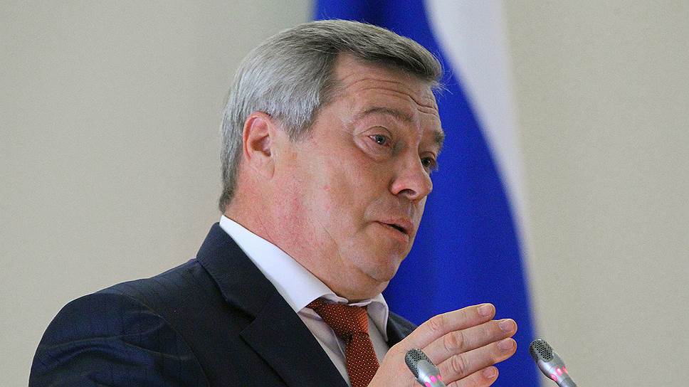 В прогнозах на 2016 год Василий Голубев был осторожен. 