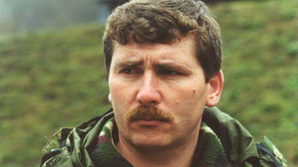 Валерий Бриних посоветовал жителям настойчивее отстаивать свои права.