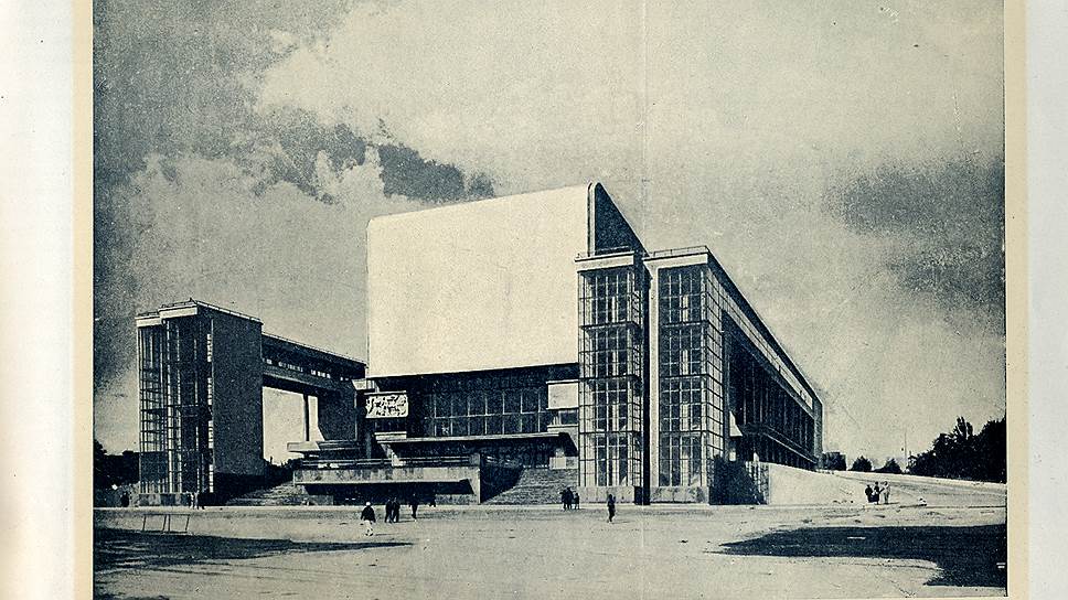 Драматический театр им. М. Горького Театральная площадь, 1 В.А. Щуко, В.Г. Гельфрейх 1930 – 1935 
