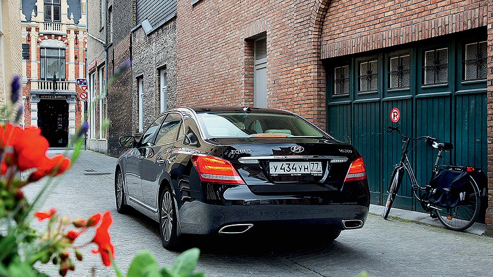 Hyundai Equus 