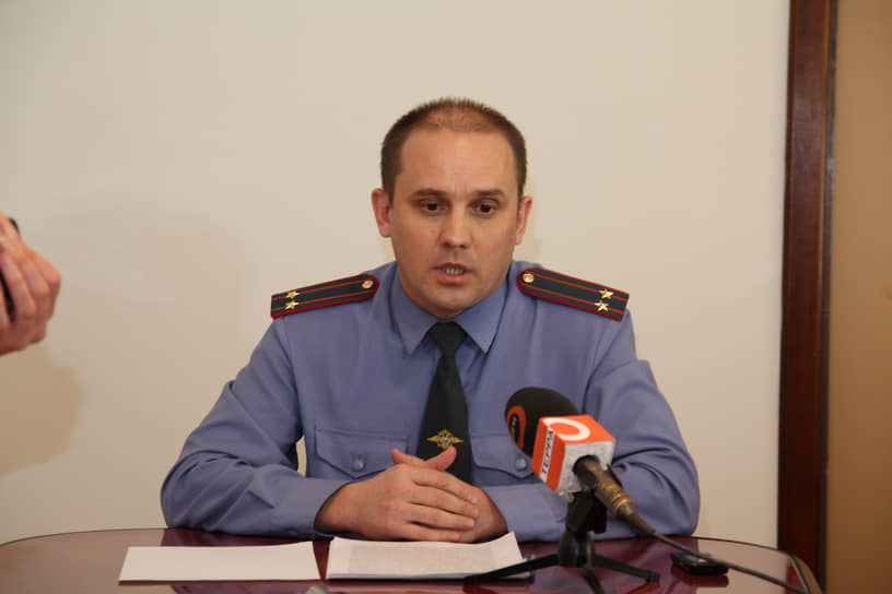 После службы в правоохранительных органах Игорь Сизоков стал топ-менеджером футбольного клуба «Крылья Советов»
