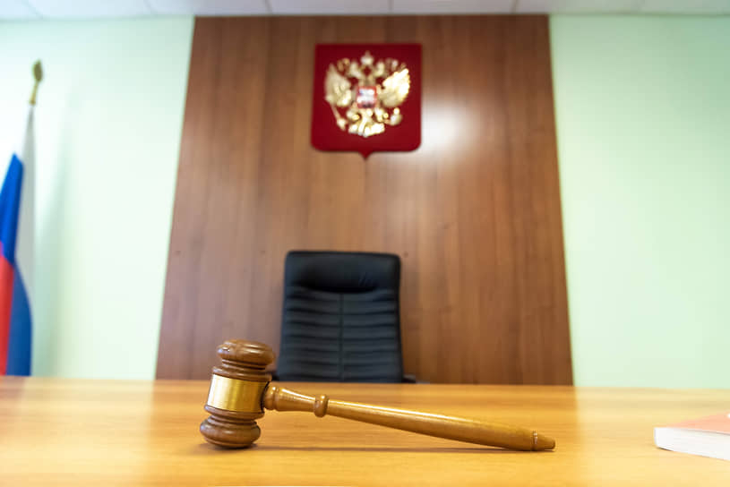 Суд постановил отправить уголовное дело о халатности следователям