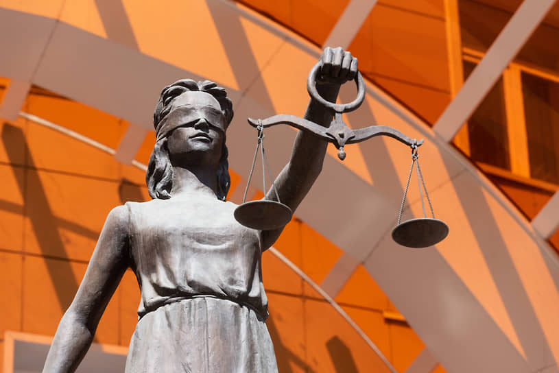 Суд постановил конфисковать земельный участок и жилой дом, право собственности на которые зарегистрированы на дочь экс-министра образования региона