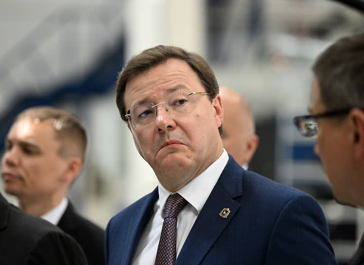 Дмитрий Азаров