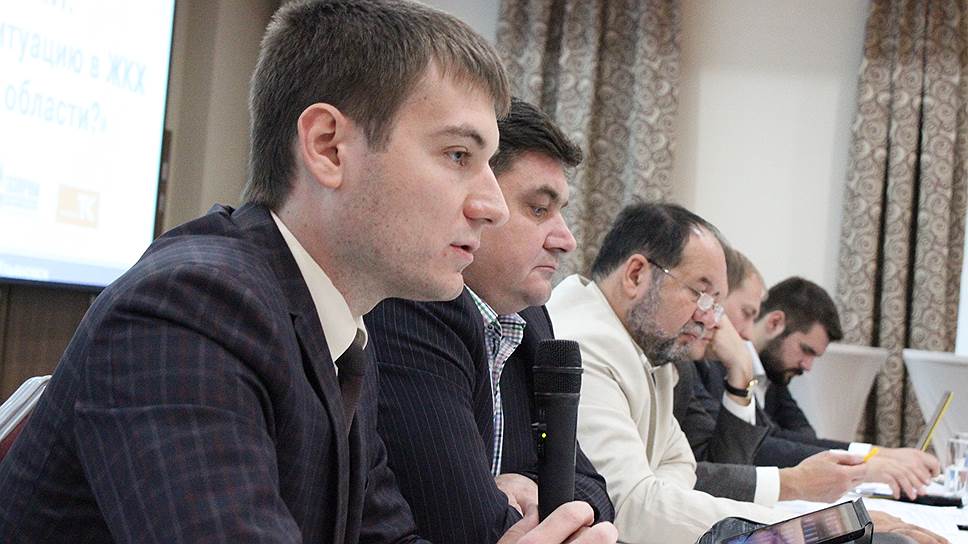 Ножечкин Илья Владимирович, председатель Комитета по жилищно-коммунальному хозяйству, благоустройству и охране окружающей среды Ульяновской Городской Думы //Ульяновск .Круглый стол «Неплатежи: Как переломить ситуацию в ЖКХ в Ульяновской области?»
