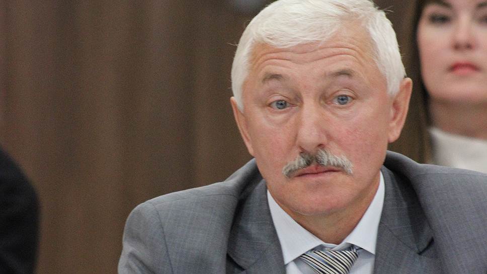 Павлов Виктор Анатольевич, председатель Общественного совета собственников в жилищном и коммунальном хозяйстве в муниципальном образовании «город Ульяновск» //Ульяновск. Круглый стол «Неплатежи: Как переломить ситуацию в ЖКХ в Ульяновской области?»