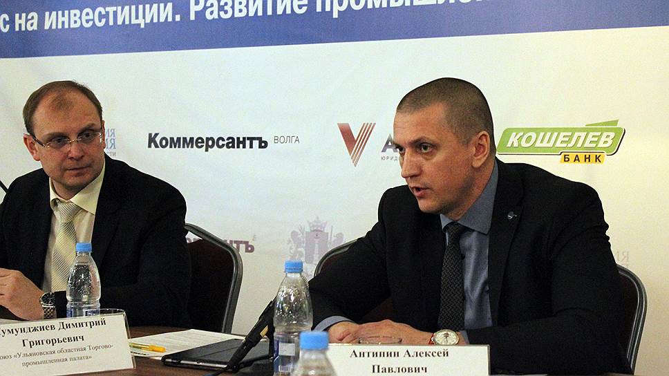 Александр Смекалин, Председатель Правительства Ульяновской области; Алексей Антипин, генеральный директор ООО «Ульяновский станкостроительный завод» (ДМГ МОРИ). 