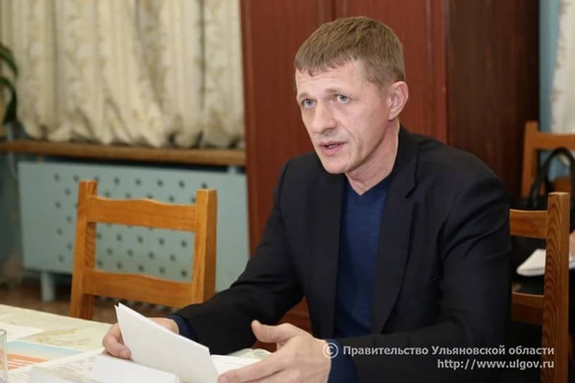 По версии следствия, Константин Алексич помог компании «АктивСептик» получить госконтракт, а она оставила сирот без квартир