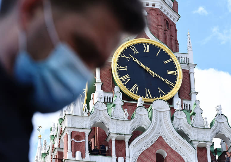 Волгоградцы могут вновь отказаться от московского времени