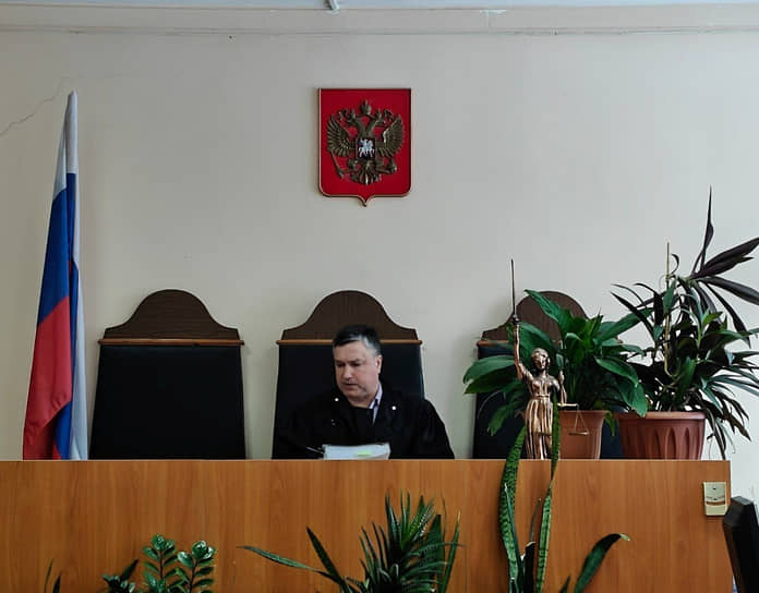 На процессе по делу Максима Шихалова председательствует судья Дмитрий Кочетков