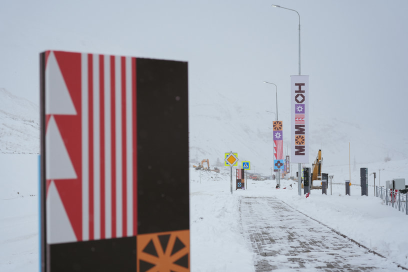 На горном курорте еще продолжается зима