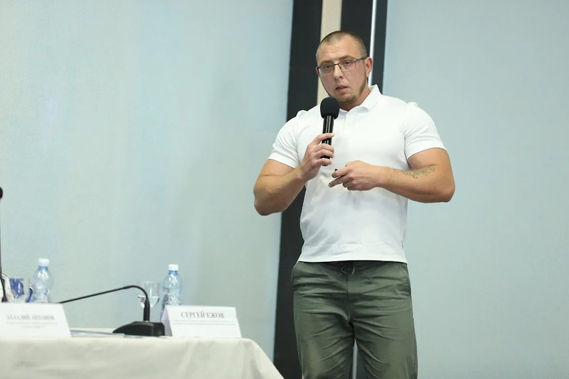 Сергей Ежов, врач-травматолог-ортопед, специалист в области спортивной медицины и реабилитации, член Российской ассоциации спортивной медицины и реабилитации инвалидов (АСМРИ)