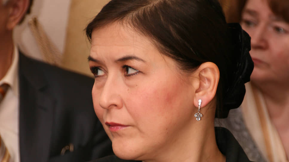 Амина Шафикова выставила в суде счет  за моральные страдания  бывшему дирижеру 