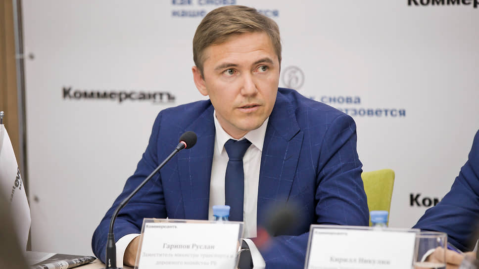 Заместитель министра транспорта и дорожного хозяйства Башкирии Руслан Гарипов отметил, что реформа не ограничивается заменой автобусов, а в том числе касается ремонта, строительства и содержания дорог и мостов