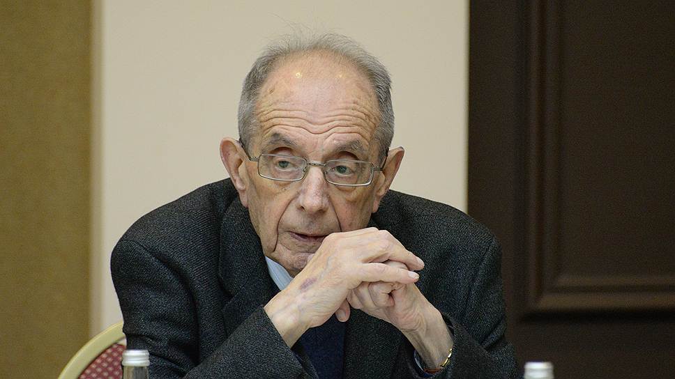 Экономист, профессор Воронежского государственного университета Владимир Эйтингон 