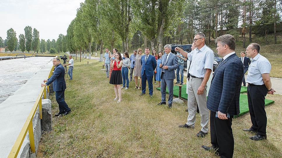 2018. Врио губернатора Воронежской области Александр Гусев во время посещения правобережных очистных сооружений «РВК-Воронеж»