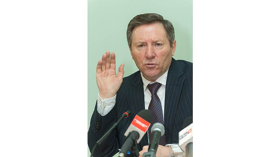 13 мая 2015 года. «После такого высоч класса игры Ювентуса с Реалом и Барселоны с Баварией в полуфинале есть над чем подумать российским футболистам» Темы футбола Олег Королев касался не раз, например, во время чемпионата Европы 2016 года экс-губернатор сравнивал исландских футболистов с игроками СССР, которые не избалованы деньгами. 