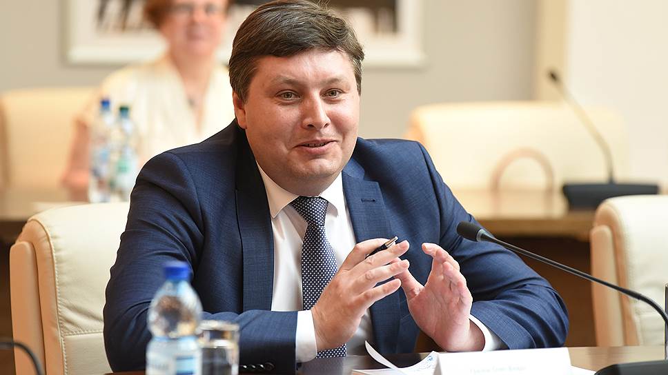 Заместитель директора Нововоронежской атомой станции по управлению персоналом Олег Уразов.